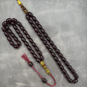 Sıkma Kehribarı - İmame Tıraşlı - Vişne Rengi - 9X12 mm - Fıçı Kesim Kilit Habbe